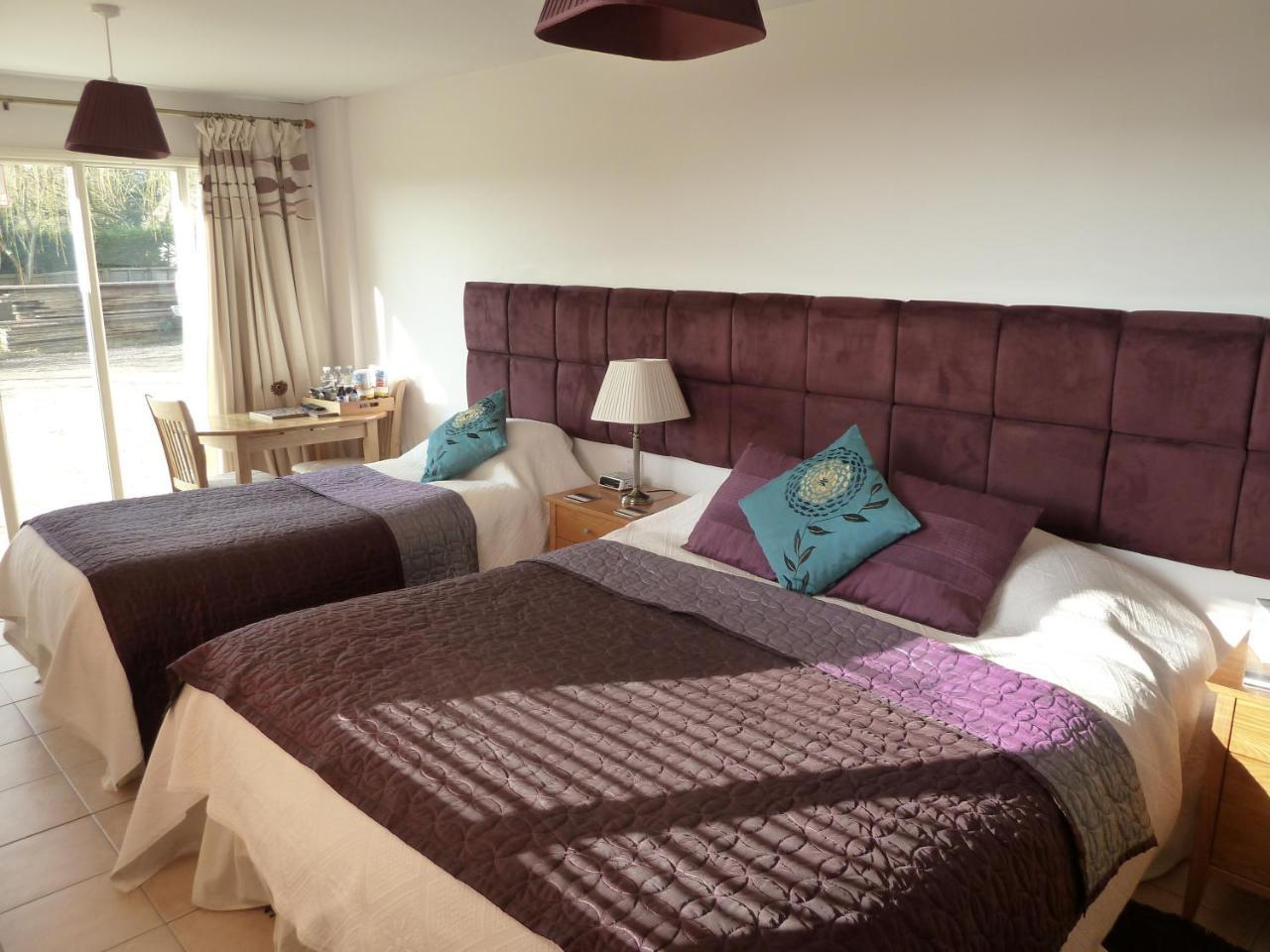 The Willows Guest House Takeley Dış mekan fotoğraf